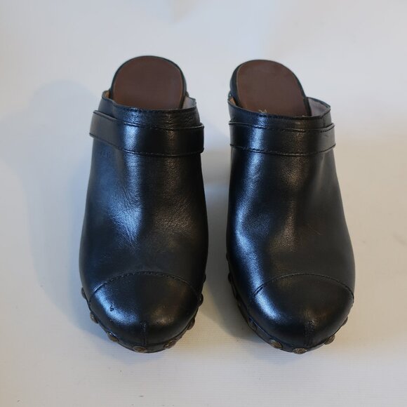 Womens Chanel Black Leather Wood Heel Studded Platform Mules Clogs 38.5 US/8 - Picture 2 of 16